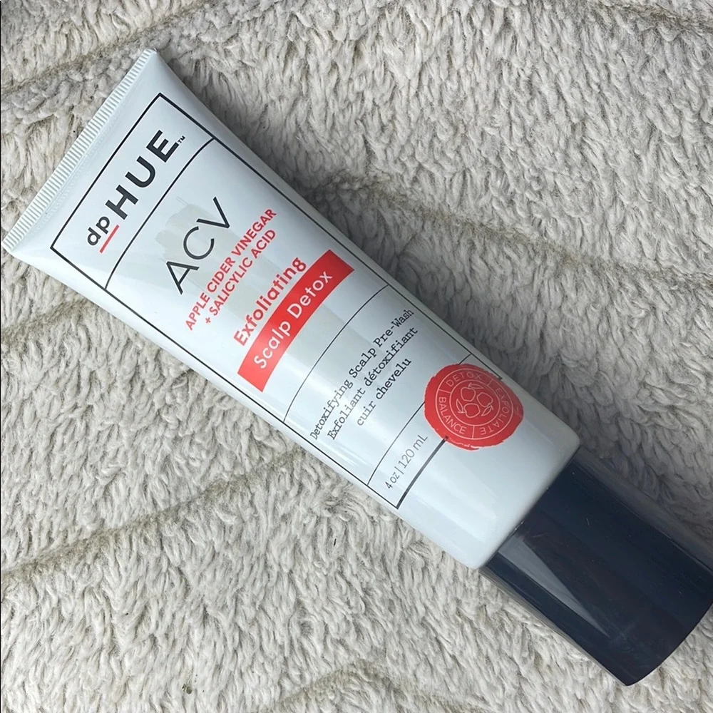 HUE ACV Exfoliating Scalp Detox Apple Cider Vinegar